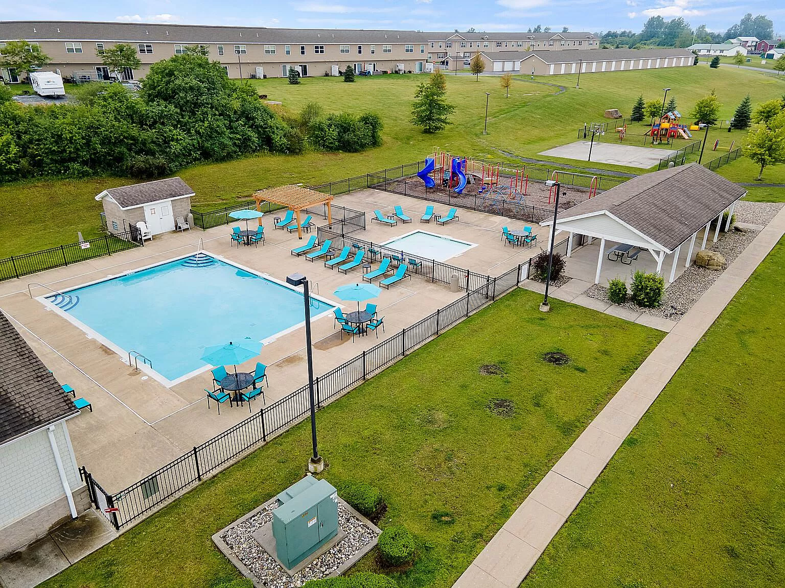 Amenities - Eagle Ridge Village